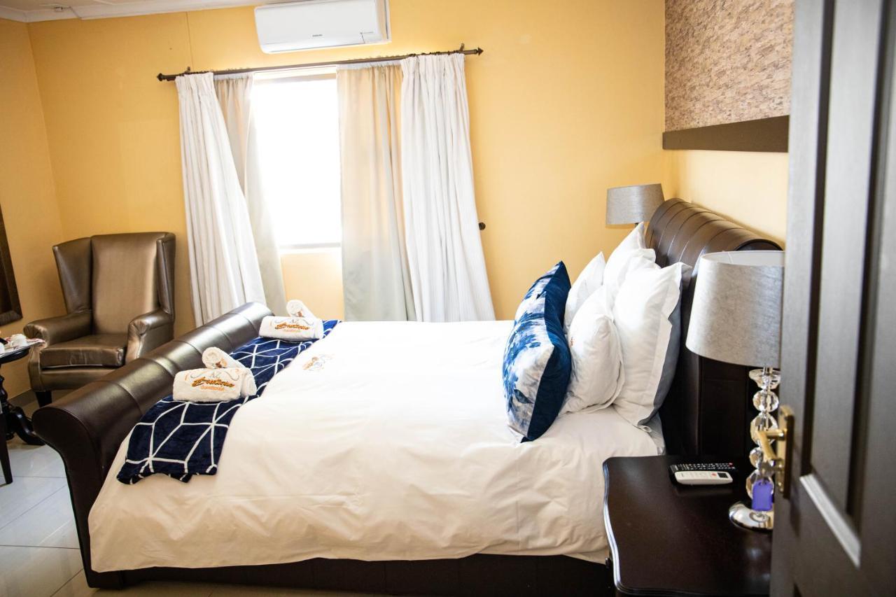 A-Z Boutique Guesthouse Windhoek Bagian luar foto