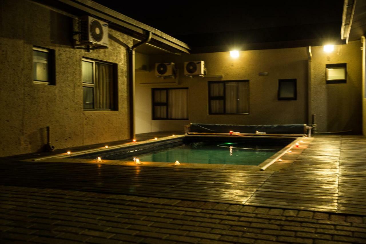 A-Z Boutique Guesthouse Windhoek Bagian luar foto